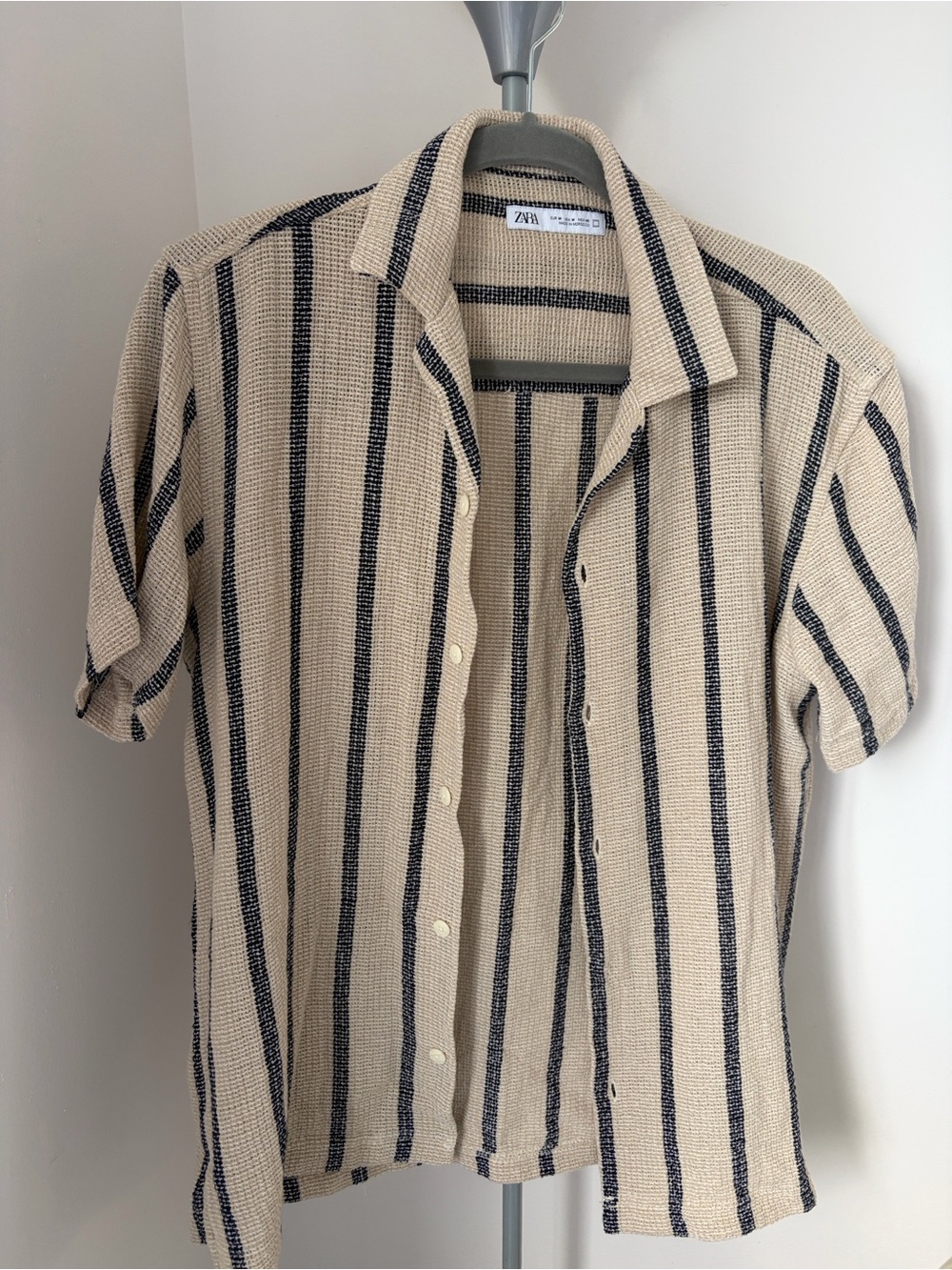 Zara Men’s Short Sleeve Beige Stripe Button-Up Shirt